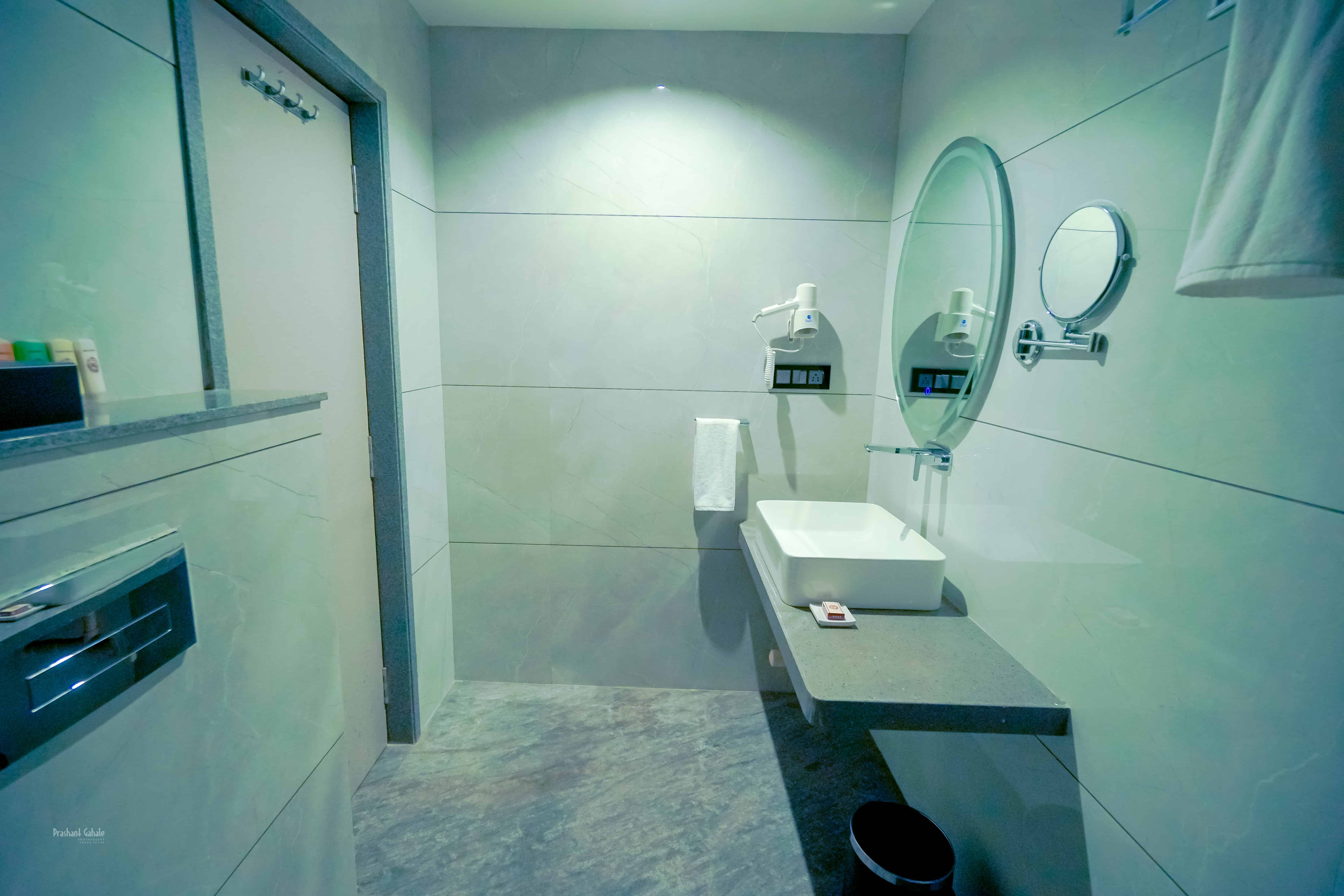 Hotel Rg Exclusive-Corporate Privillage Room