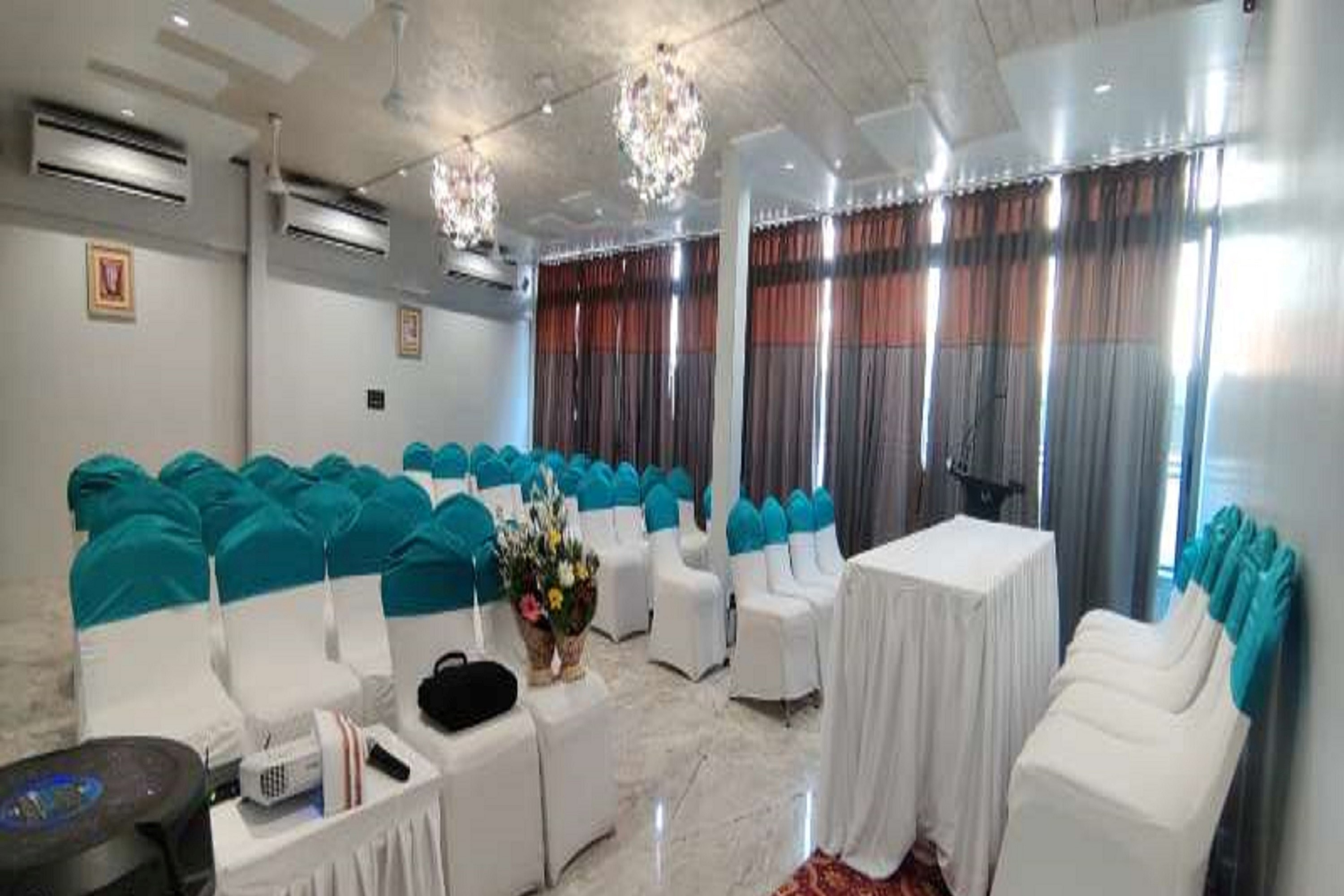 Hotel Rg Exclusive-Meeting Hall